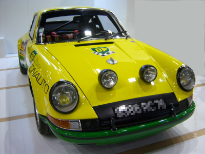 retromobile-2023-peterclassicracingcars-porsche-911-st-2-3l-groupe-4-1970